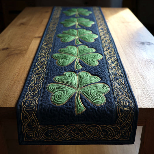 Emerald Clover Quilted Table Runner NCU0TV1511