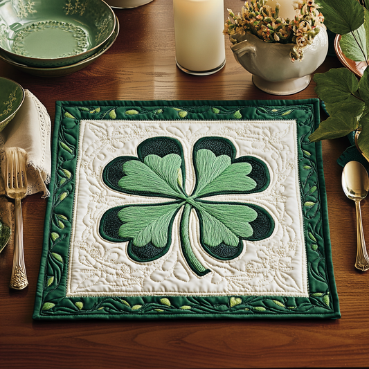 Emerald Luck Quilted Place Mat NCU0VH2574