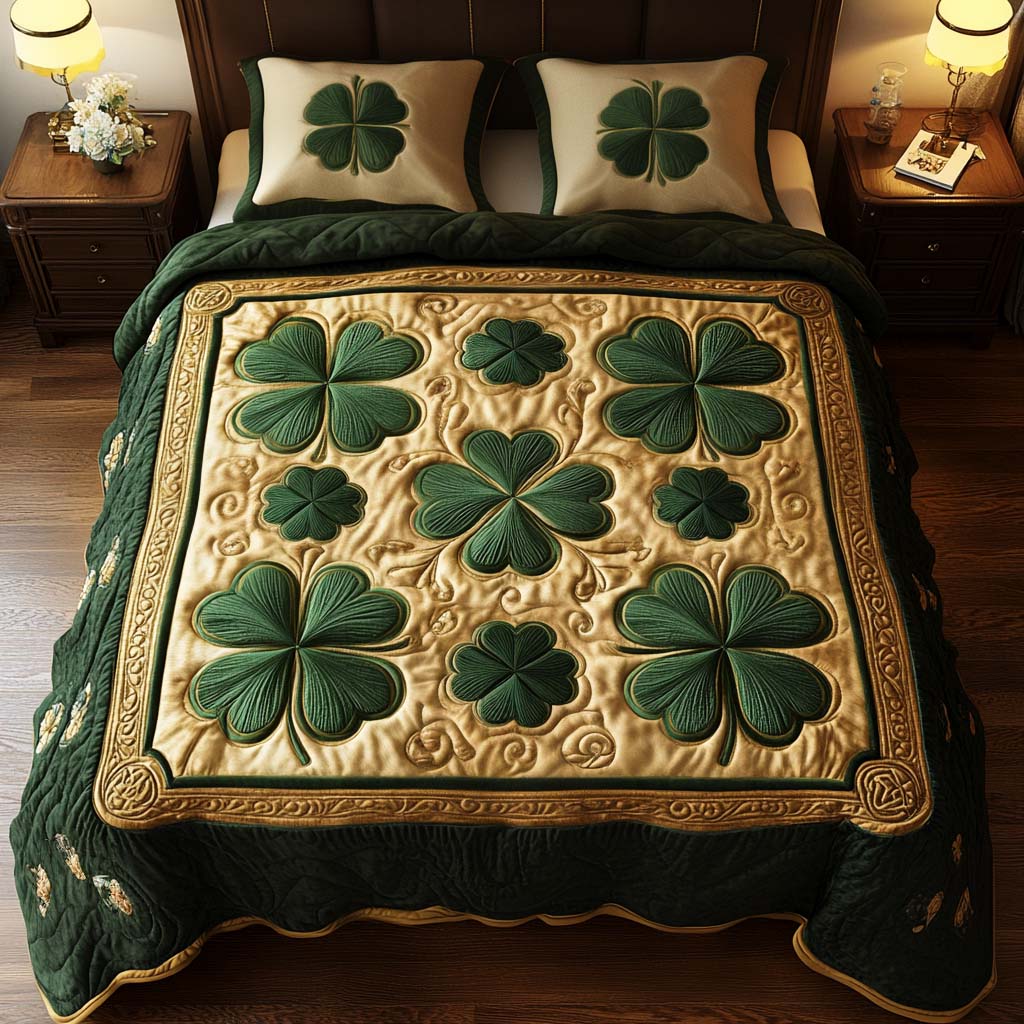 Emerald Whispers 3-Piece Quilted Bedding Set NCU0NT2395
