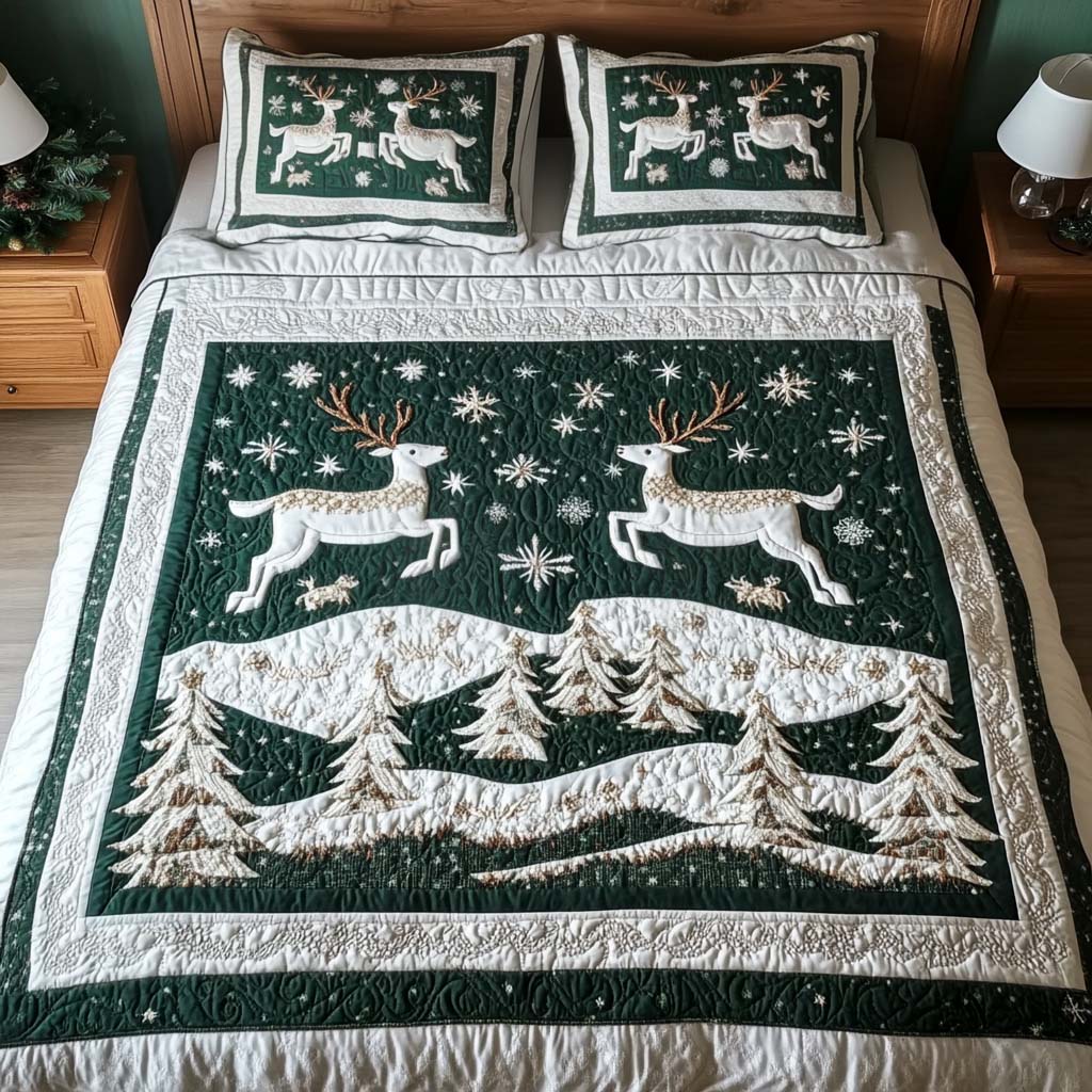 Enchanted Reindeer 3Piece Quilted Bedding Set NCU0NT1845 Vantique