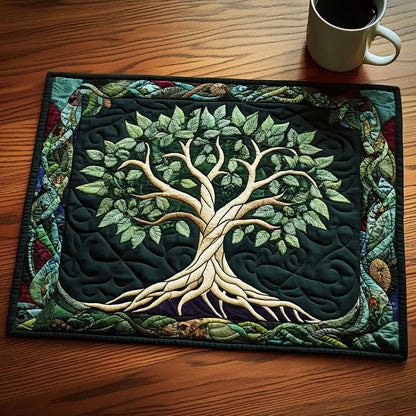 Entwined Green Tree Quilted Placemat NCU0NT3039