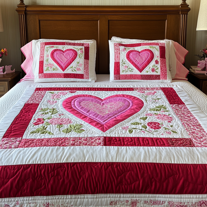 Eternal Love 3-Piece Quilted Bedding Set NCU0VH1364
