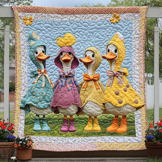 Feathered Friends Quilted Blanket NCU0NT8250