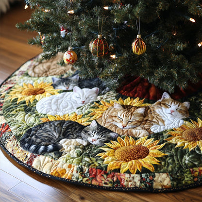 Feline Fields Quilted Christmas Tree Skirt NCU0PT2367
