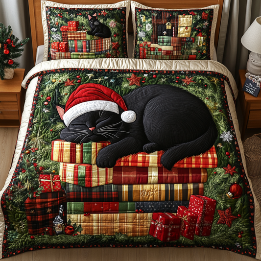 Festive Feline Stories 3-Piece Quilted Bedding Set NCU0TL2100