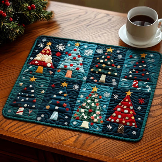 Festive Forest Gathering Quilted Placemat NCU0NT824
