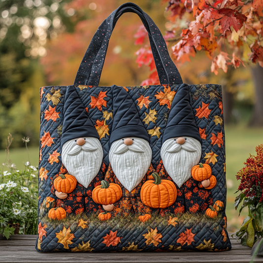 Festive Gnome Quilted Tote Bag NCU0DK9477