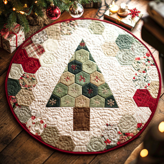 Festive Hexa Pine Quilted Round Mat NCU0TV305