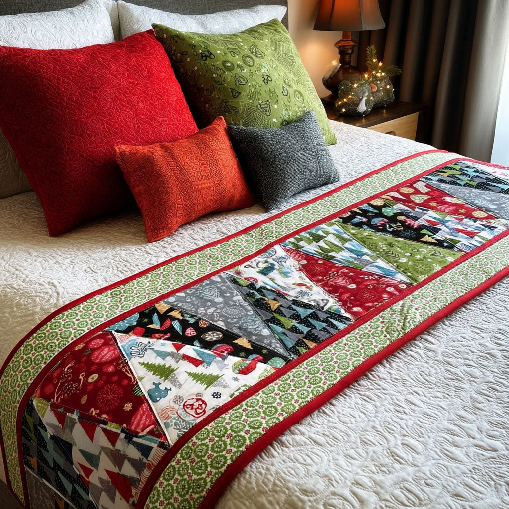 Festive Patchwork Quilted Bed Runner NCU0TV376