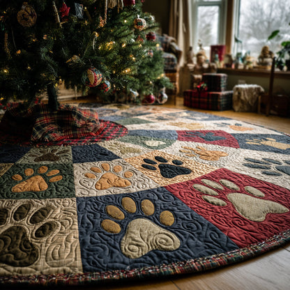 Festive Paws Christmas Quilted Tree Skirt NCU0DV8651