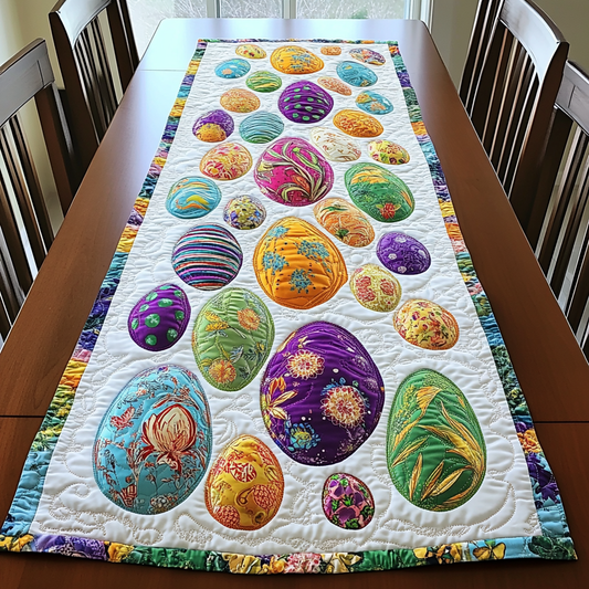 Festive Shells Quilted Table Runner NCU0DK5249