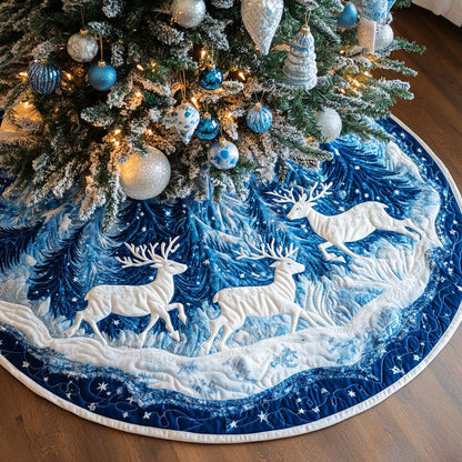Flying Hooves Christmas Quilted Tree Skirt NCU0NT11086