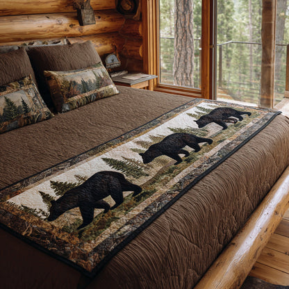 Forest Black Bear Hollow Quilted Bed Runner NCU0DV6987