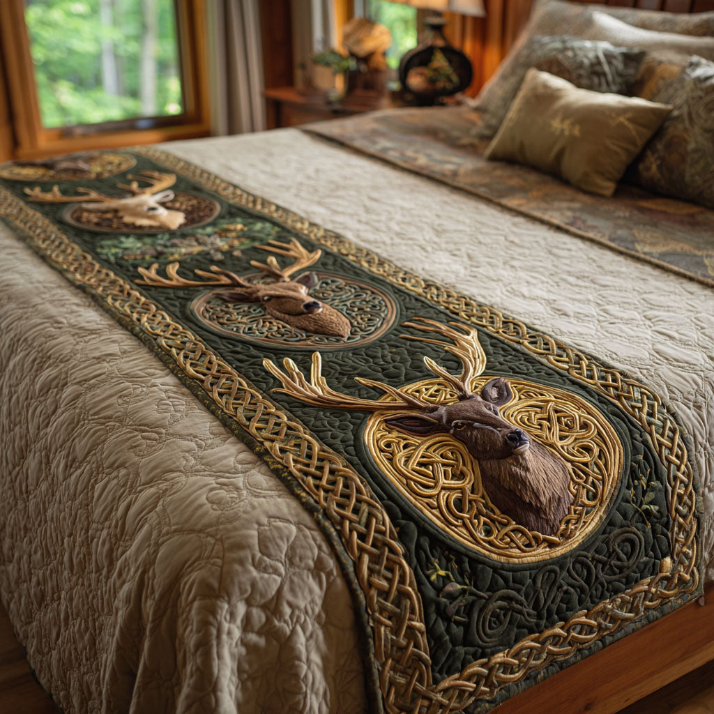 Forest Herald Quilted Bed Runner NCU0TV1238