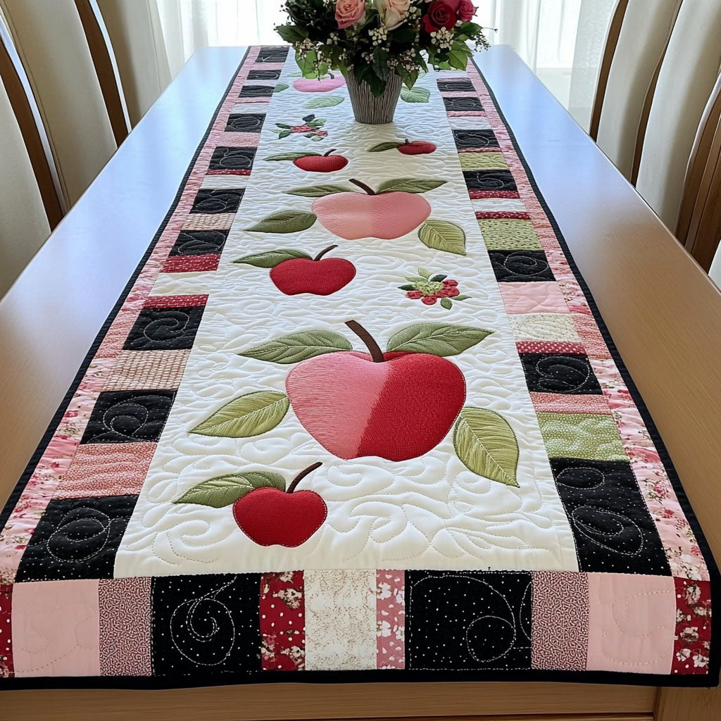 Fresh Apples Quilted Table Runner NCU0NT3632 – Vantique