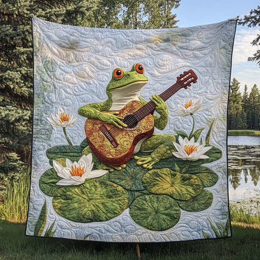 Frogs on Stage Quilted Blanket NCU0PT7164