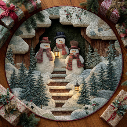 Frostlight Family Quilted Round Mat NCU0DV8609