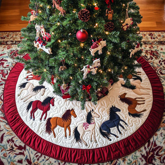 Galloping Grace Christmas Quilted Tree Skirt NCU0NT1795