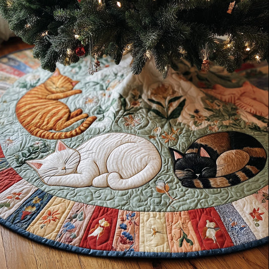 Garden Nap Cats Christmas Quilted Tree Skirt NCU0VL2976