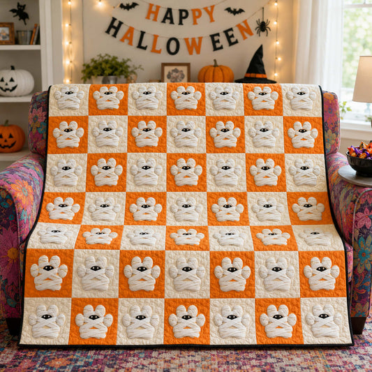 Ghost Paws Quilted Blanket NCU0TD3064