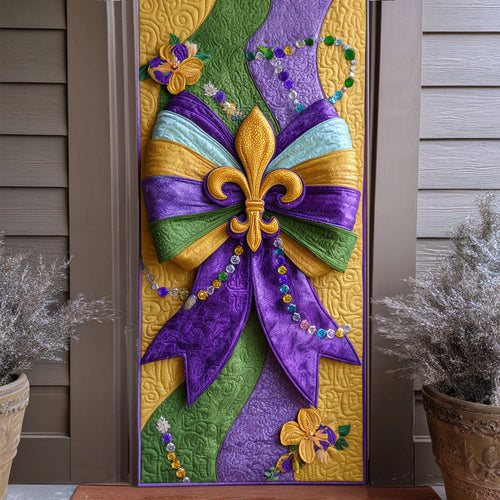 Gilded Revel Quilted Door Cover NCU0PT11065