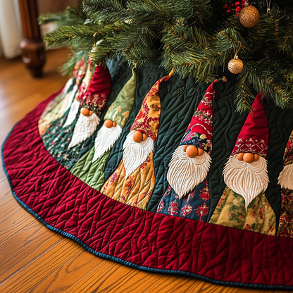 Gnome Cheer Quilted Christmas Tree Skirt NCU0VH437