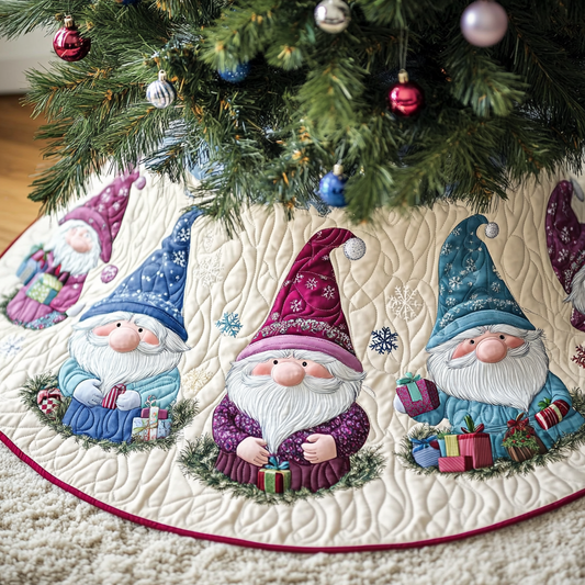 Gnome For The Holidays Christmas Quilted Tree Skirt NCU0DV1510