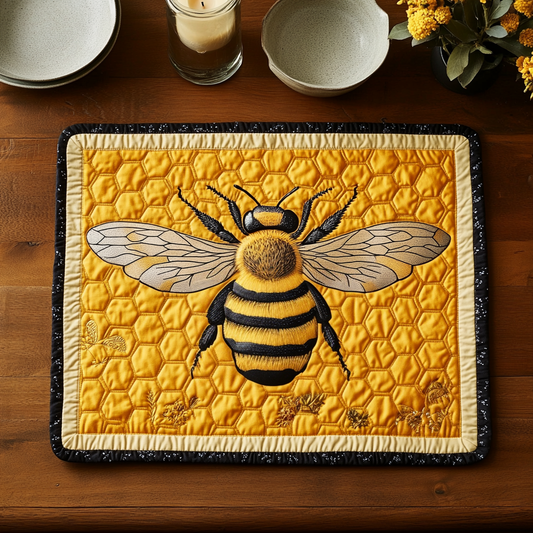 Golden Buzz Mat Quilted Place Mat NCU0VH2508