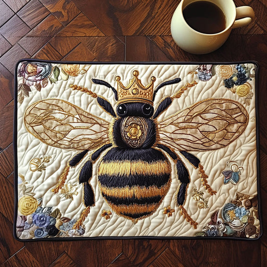 Golden Crown Bee Quilted Placemat NCU0NT4364