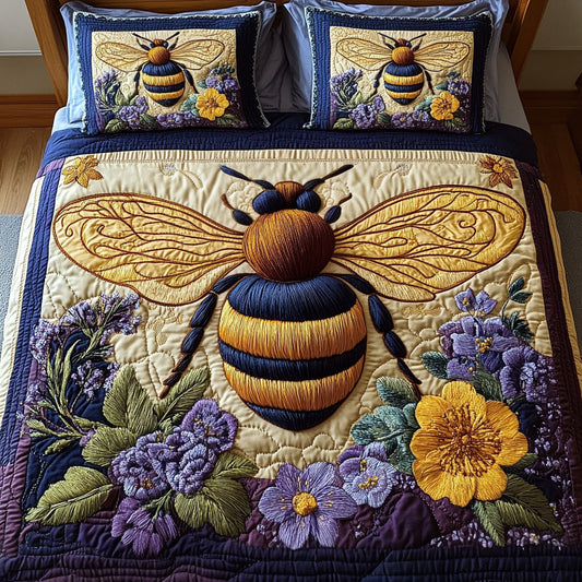 Golden Essence 3-Piece Quilted Bedding Set NCU0NT2826