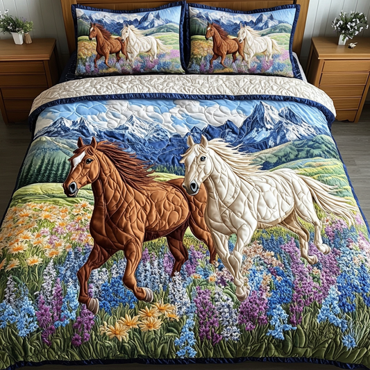 Golden Gallop 3-Piece Quilted Bedding Set NCU0VH4676