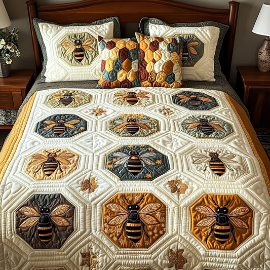 Golden Hives 3-Piece Quilted Bedding Set NCU0VH1654
