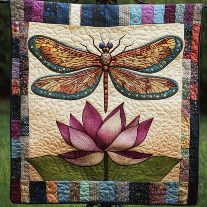 Golden Lotus Quilted Blanket NCU0NT4566