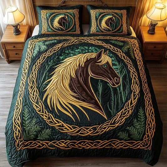 Golden Mane 3-Piece Quilted Bedding Set NCU0NT2403