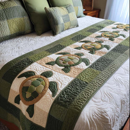 Green Earth Turtle Quilted Bed Runner NCU0PT9462