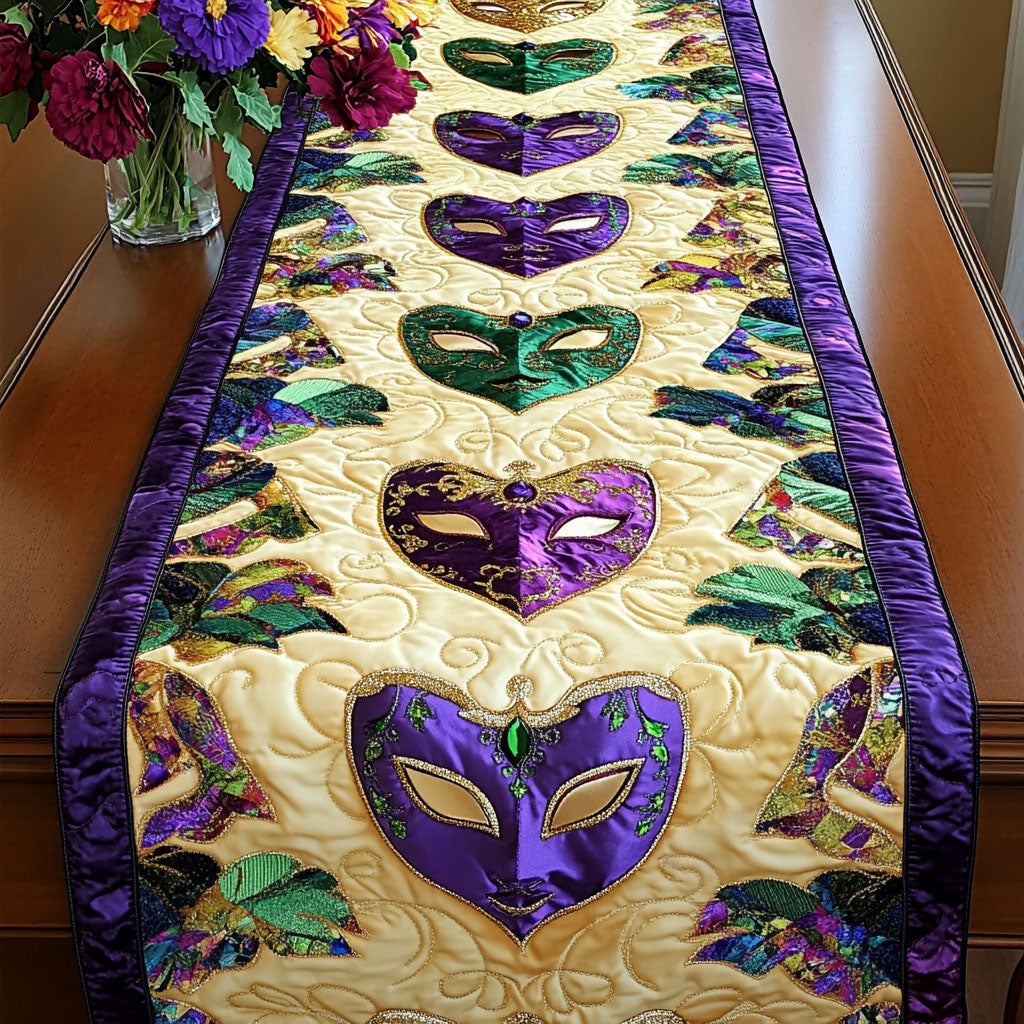 Green Purple Hearts Quilted Table Runner NCU0NT3551
