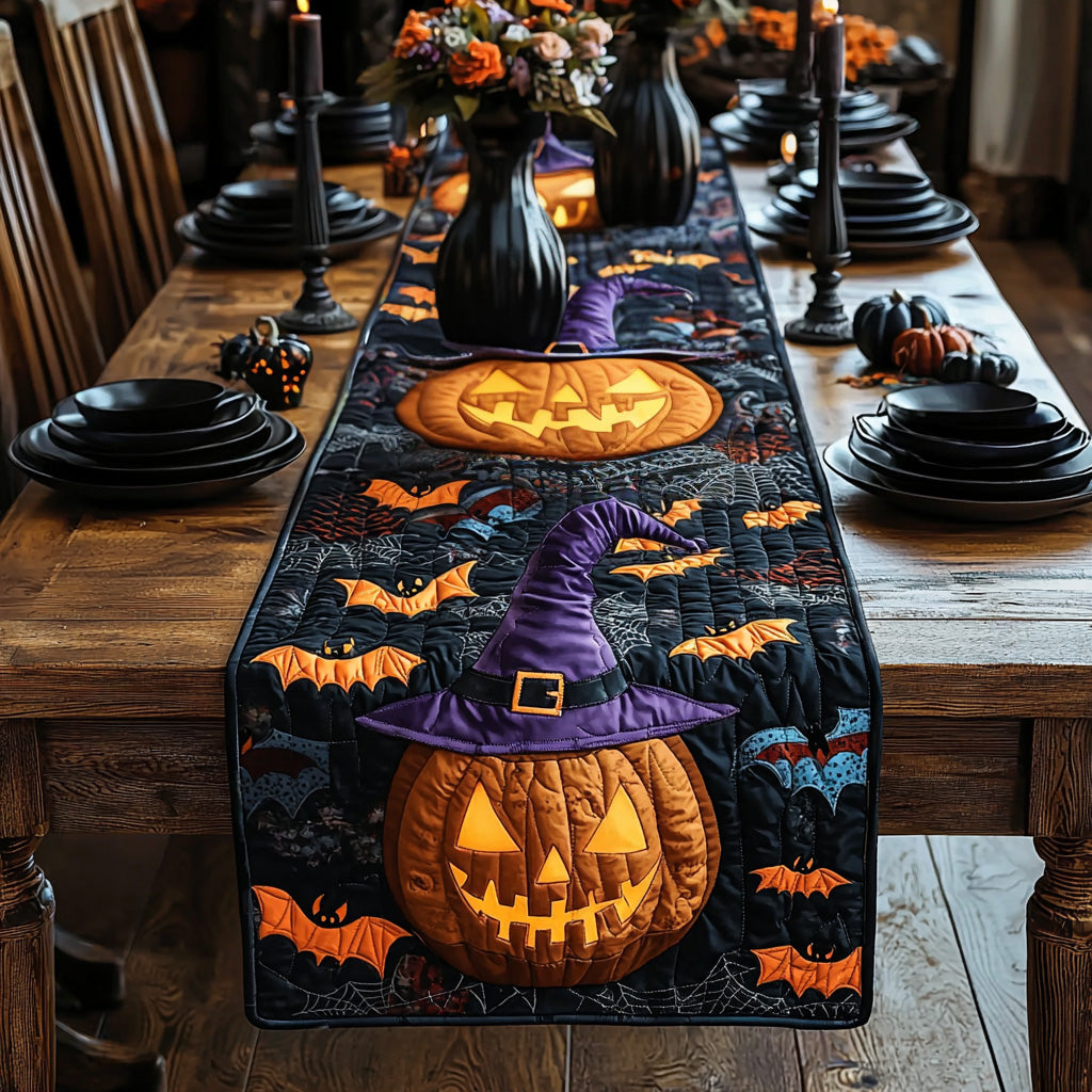 Grin Glow Quilted Table Runner NCU0DV7165
