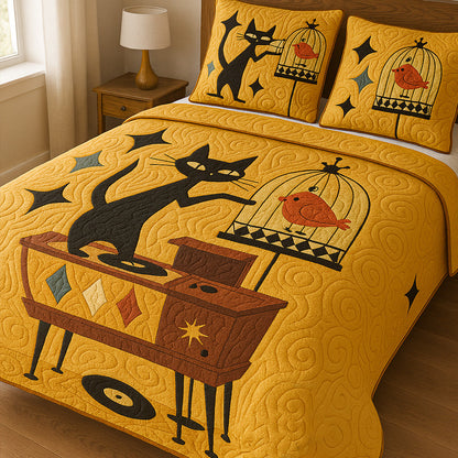 Groovy Mischief 3-Piece Quilted Bedding Set NCU0NT5688