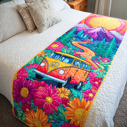 Groovy Truck Trail Quilted Bed Runner NCU0TD1251