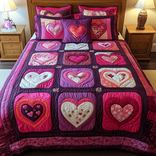 Heart Strings 3-Piece Quilted Bedding Set NCU0TH2516