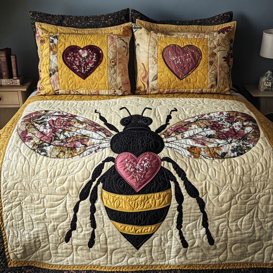 Heart of the Hive 3-Piece Quilted Bedding Set NCU0NT5023