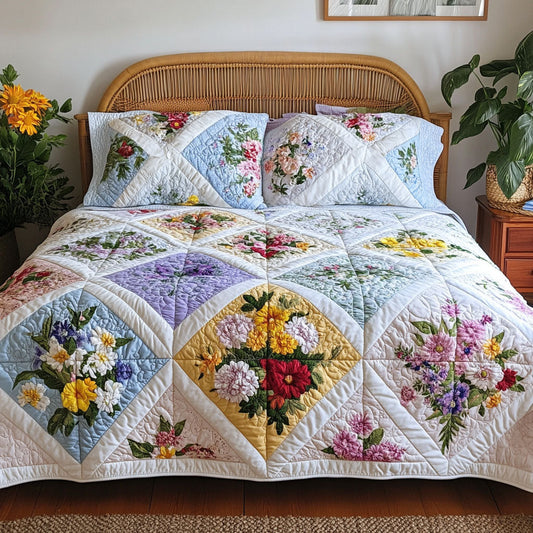 Hearth and Home Floral 3-Piece Quilted Bedding Set NCU0PT5141