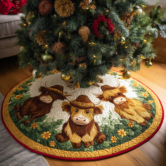 Highland Cow Delight Christmas Quilted Tree Skirt NCU0TH3681