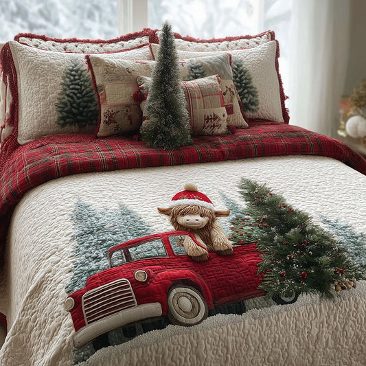 Highland Cow Holiday Haul 3-Piece Quilted Bedding Set NCU0TH3905