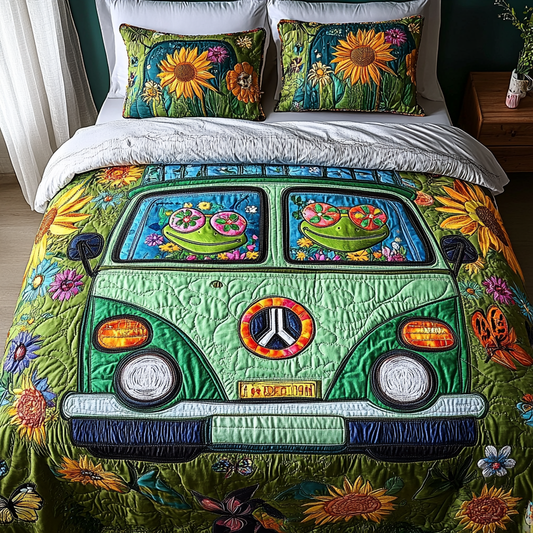 Hippie Frog Spirit 3-Piece Quilted Bedding Set NCU0DK7904