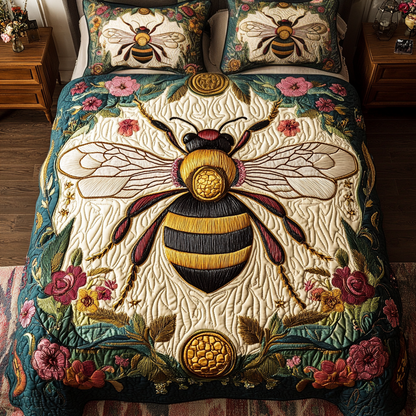 Hive Heart 3-Piece Quilted Bedding Set NCU0VH1741