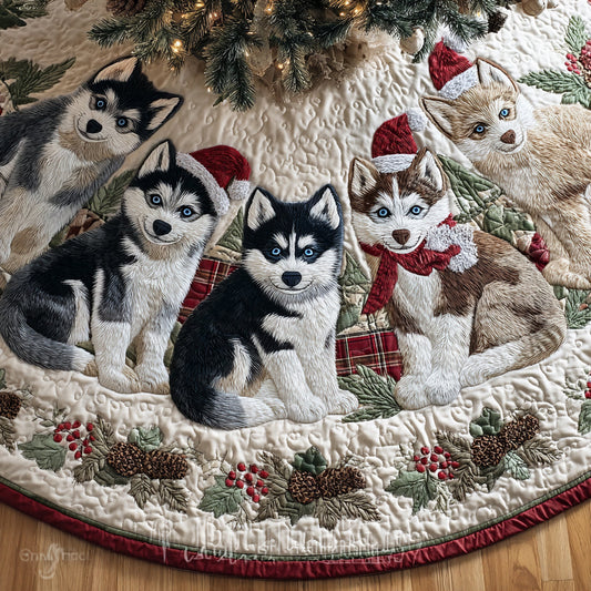 Holiday Husky Spirit Quilted Christmas Tree Skirt NCU0DV8060