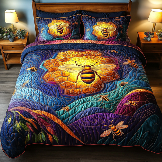 Honey Wings 3-Piece Quilted Bedding Set NCU0DK5600