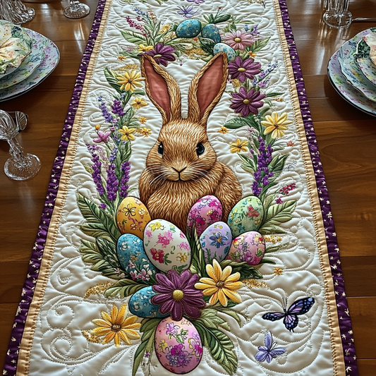Hoppy Charm Quilted Table Runner NCU0DK5618