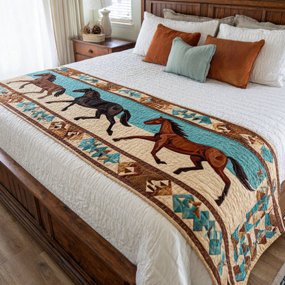 Horse Light Quilted Bed Runner NCU0DK11864